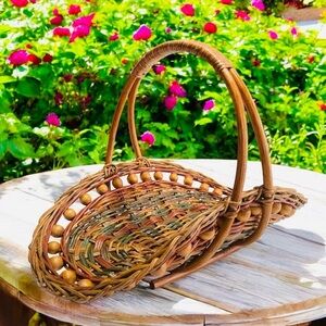 Vintage Woven Wicker Bamboo Beaded Flower Herb Gathering Basket w Handle 11X15X9